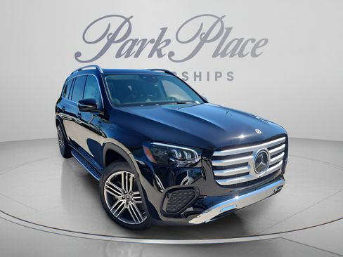Certified 2026 Mercedes-Benz GLS 450 4MATIC image 4