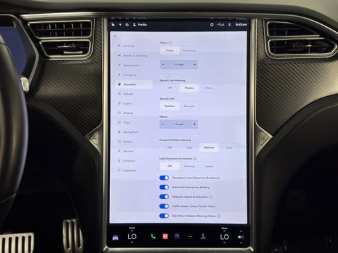 Used 2017 Tesla Model X 75D image 27