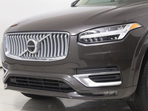 Used 2024 Volvo XC90 B6 Plus w/ Protection Package Premier image 56