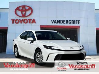 Used 2025 Toyota Camry LE video 1