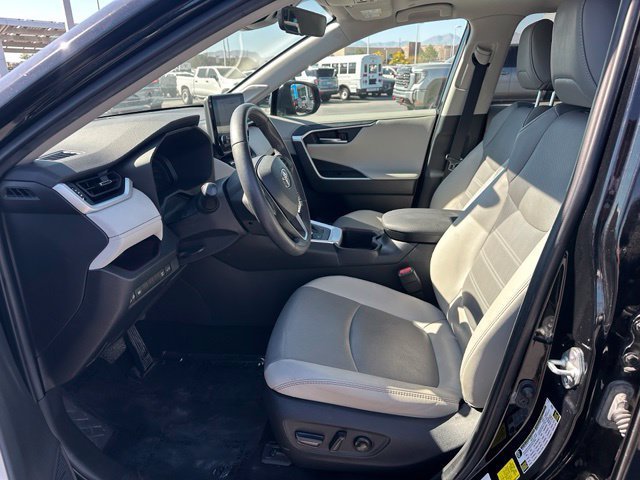 Used 2023 Toyota RAV4 Limited AWD/4WD image 16