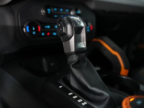 Used 2022 Ford Bronco Badlands image 26