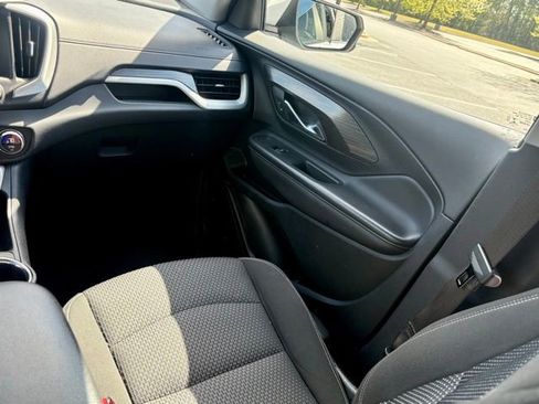 Used 2022 GMC Terrain SLE w/ Driver Convenience Package image 26