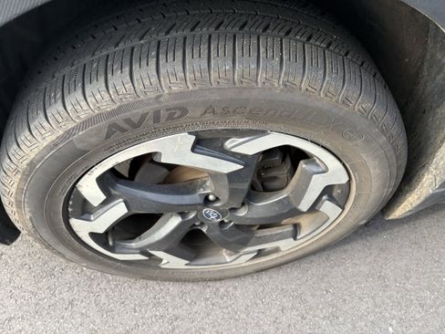 Certified 2021 Subaru Crosstrek 2.5i Limited w/ Moonroof Package 2 image 10