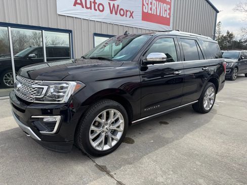 Used 2019 Ford Expedition Platinum image 10