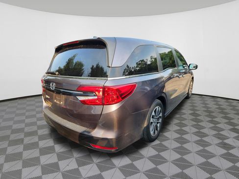 Used 2024 Honda Odyssey EX-L image 4