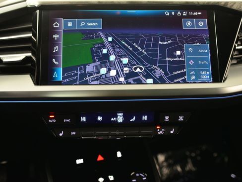 Used 2025 Audi Q4 e-tron Premium Plus w/ Premium Plus image 29