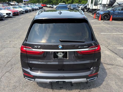 Used 2022 BMW X7 xDrive40i w/ Luxury Seating Package image 8