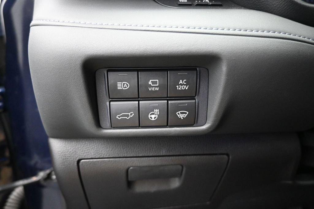 Used 2021 Toyota Highlander Platinum AWD/4WD image 20