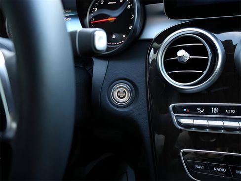 Used 2019 Mercedes-Benz C 300 C 300 image 28