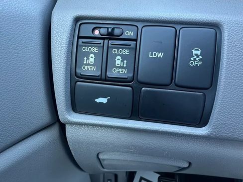 Used 2014 Honda Odyssey EX-L image 18
