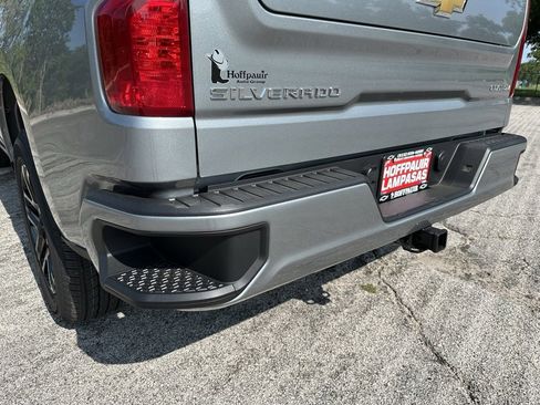 New 2025 Chevrolet Silverado 1500 Custom image 6