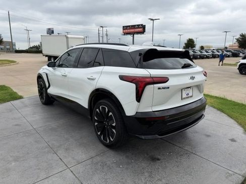 Used 2024 Chevrolet Blazer EV RS AWD/4WD image 5