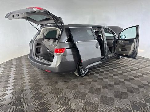 Used 2016 Honda Odyssey Touring image 18
