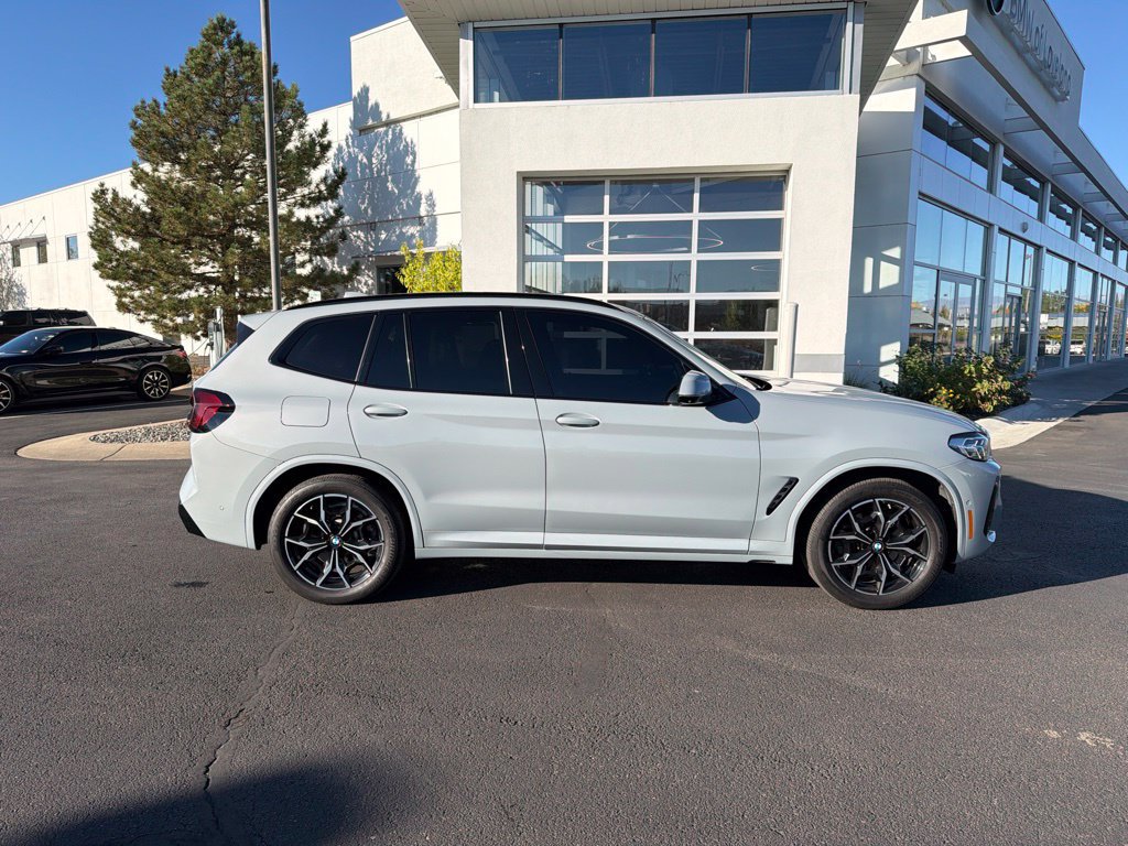 Used 2023 BMW X3 xDrive30i w/ M Sport Package AWD/4WD image 6
