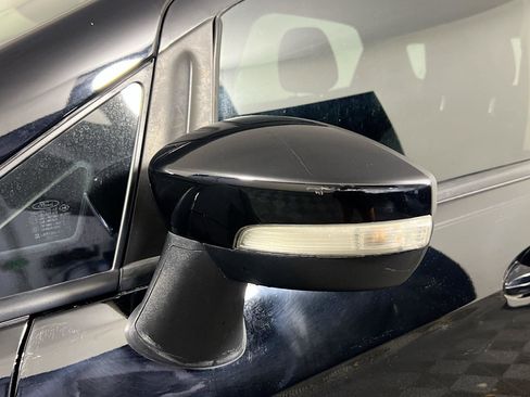 Used 2020 Ford EcoSport SE w/ SE Convenience Package image 12