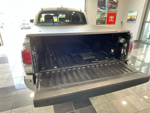 Certified 2023 Toyota Tacoma TRD Sport w/ TRD Premium Sport Package AWD/4WD image 6