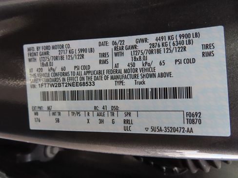 Used 2022 Ford F250 Lariat w/ Chrome Package image 26