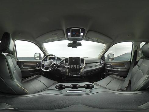 Used 2024 RAM 2500 Laramie AWD/4WD image 44