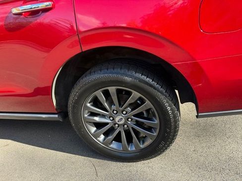 Certified 2021 Ford Expedition Limited image 32