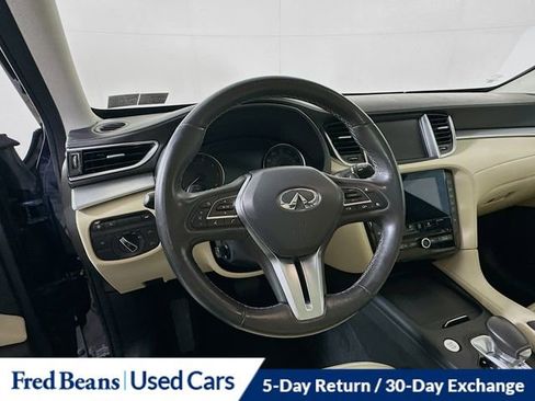 Used 2019 INFINITI QX50 Essential w/ Premium Heat Package image 13