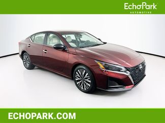 Used 2025 Nissan Altima 2.5 SV FWD video 1