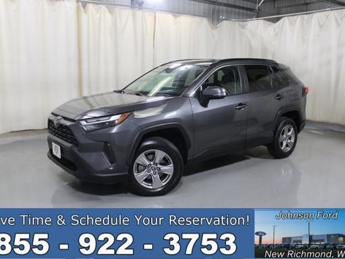 Used 2022 Toyota RAV4 XLE AWD/4WD image 1