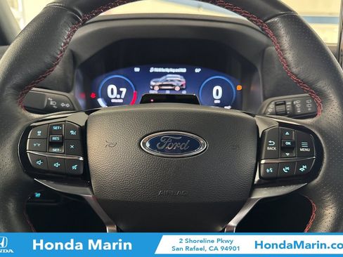 Used 2025 Ford Explorer ST-Line AWD/4WD image 31