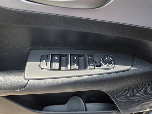Used 2024 Kia Forte LXS FWD image 28