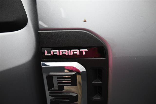 Used 2024 Ford F250 Lariat w/ Lariat Ultimate Package AWD/4WD image 5