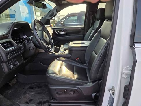 Used 2023 Chevrolet Tahoe LT w/ Luxury Package AWD/4WD image 9