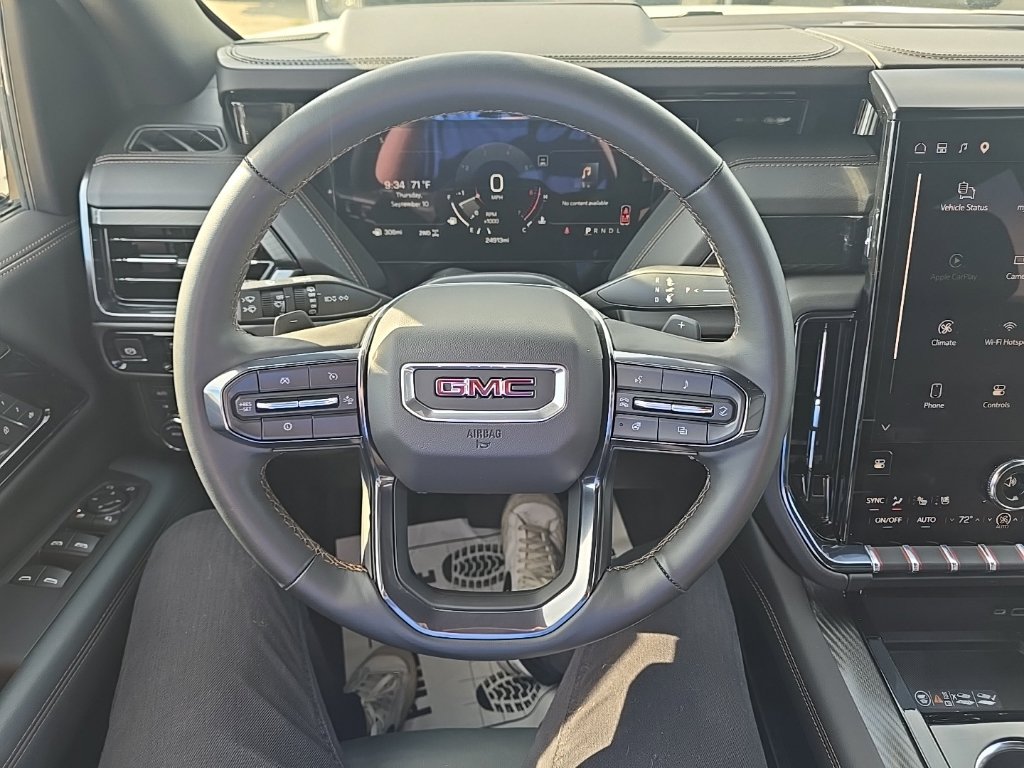 Used 2025 GMC Yukon XL AT4 w/ LPO, Floor Liner Package AWD/4WD image 24