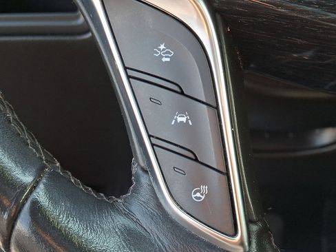 Used 2022 Cadillac XT5 Premium Luxury AWD/4WD image 22