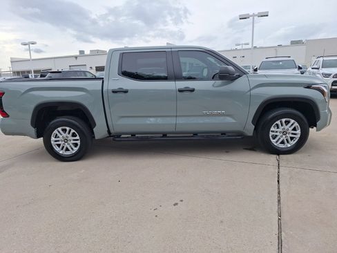 Used 2026 Toyota Tundra SR5 AWD/4WD image 7