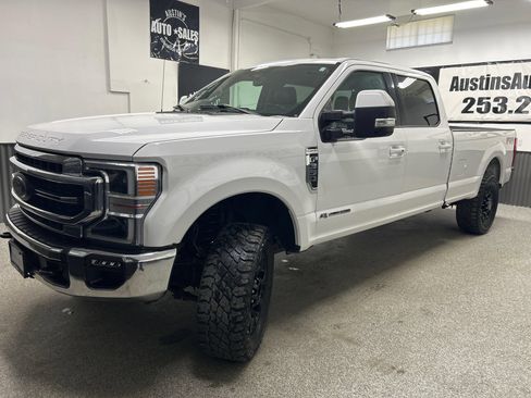 Used 2020 Ford F350 Lariat w/ Lariat Ultimate Package AWD/4WD image 3