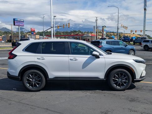 New 2026 Honda CR-V EX-L image 2