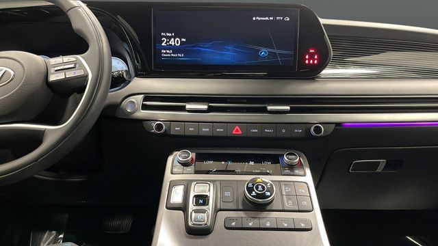 Used 2024 Hyundai Palisade Calligraphy AWD/4WD image 13