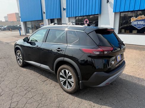 Used 2021 Nissan Rogue SV AWD/4WD image 15
