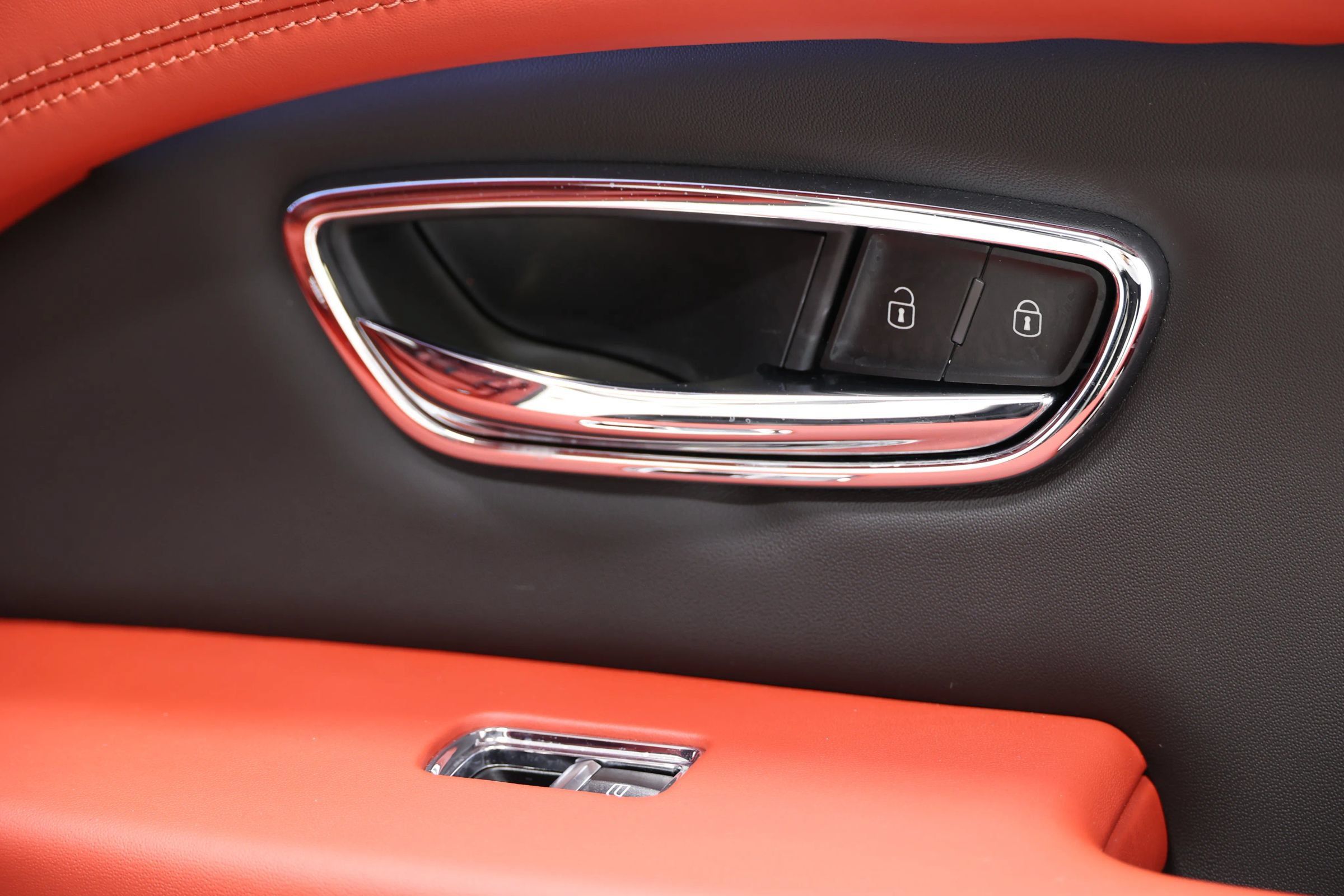Used 2022 Bentley Bentayga AWD/4WD image 87