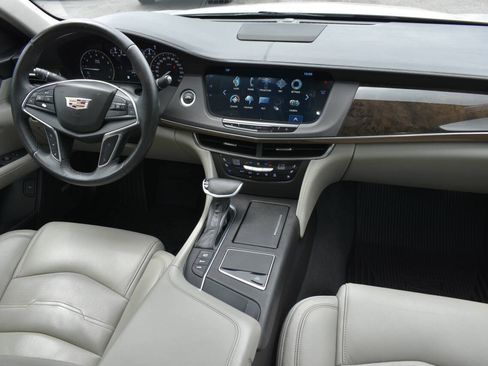 Used 2018 Cadillac CT6 Luxury AWD/4WD image 31