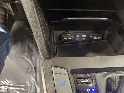 Used 2017 Hyundai Elantra Value Edition image 26