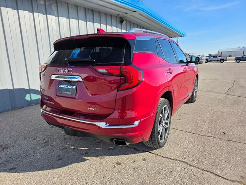 Used 2020 GMC Terrain Denali image 6