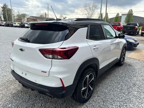 Used 2021 Chevrolet TrailBlazer RS w/ Sun and Liftgate Package image 6