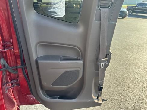 Used 2015 GMC Canyon SLE w/ SLE Convenience Package RWD image 15