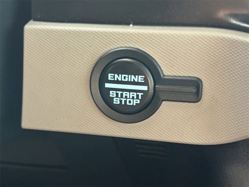 Used 2023 Ford Bronco Wildtrak image 35