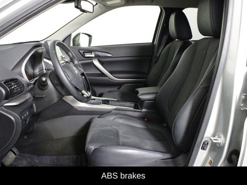 Used 2025 Mitsubishi Eclipse Cross SE image 11