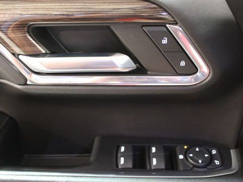 Used 2023 Chevrolet Silverado 1500 LT Trail Boss w/ Convenience Package II AWD/4WD image 17