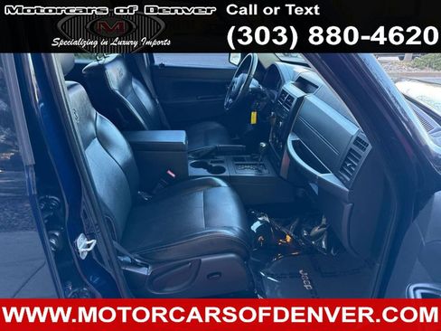 Used 2012 Jeep Liberty Sport image 9