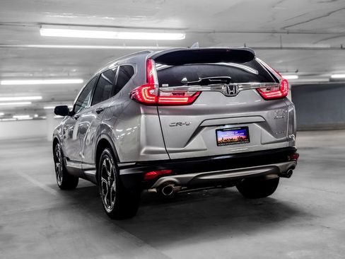 Used 2017 Honda CR-V Touring image 5