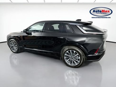 Used 2024 Cadillac Lyriq Sport AWD/4WD image 6